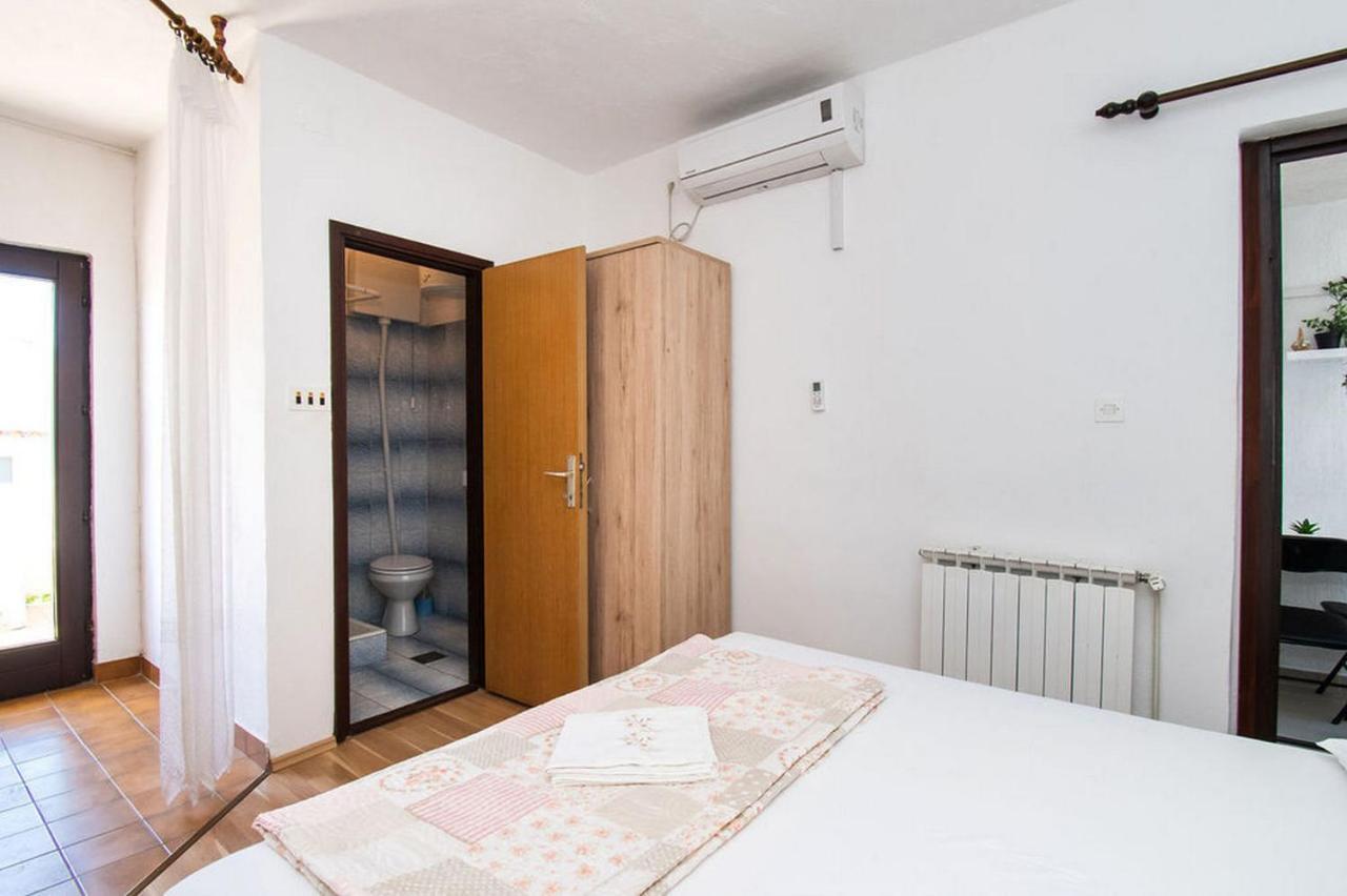 Apartments Crljenko Povljana Kültér fotó