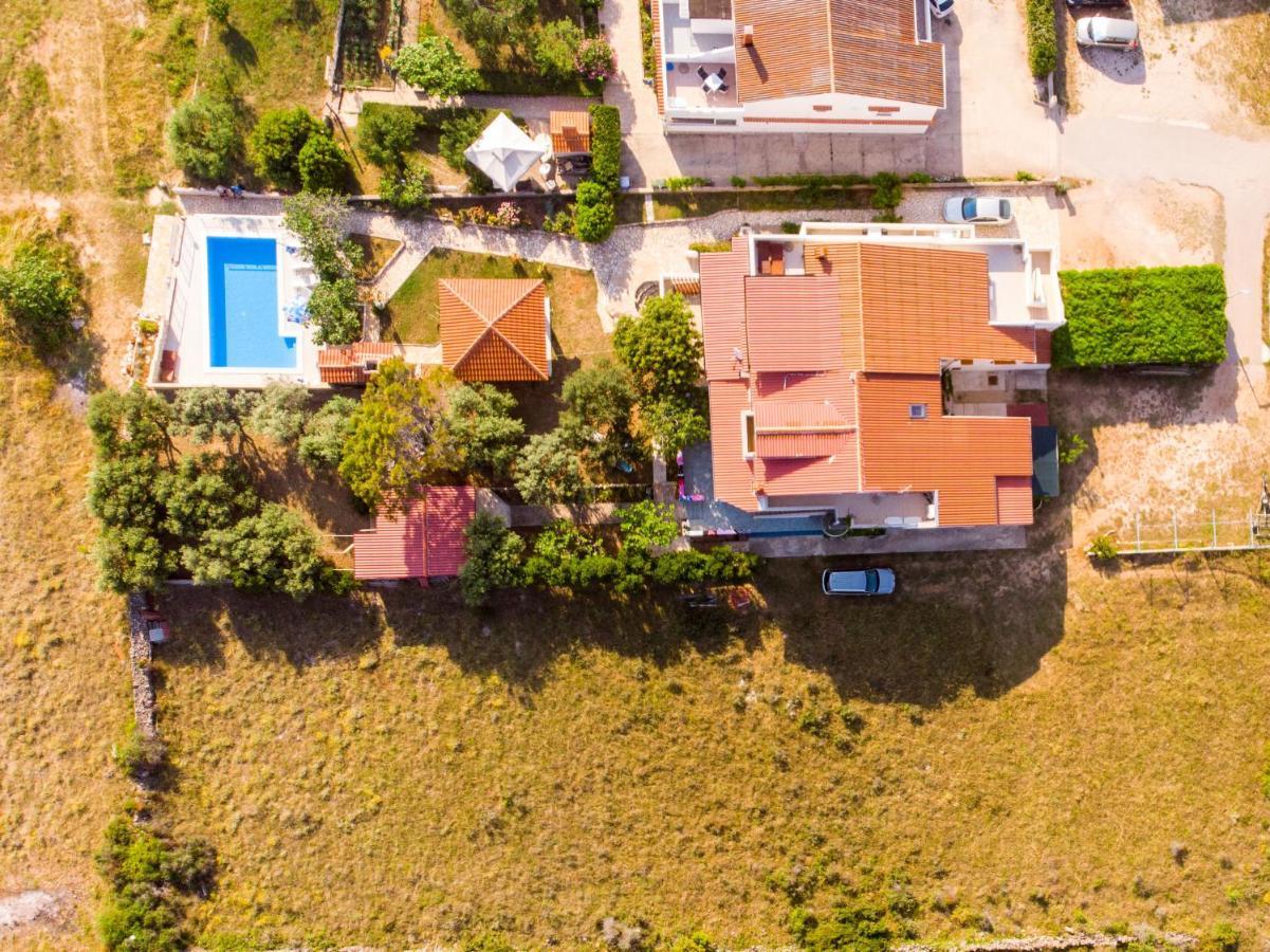 Apartments Crljenko Povljana Kültér fotó