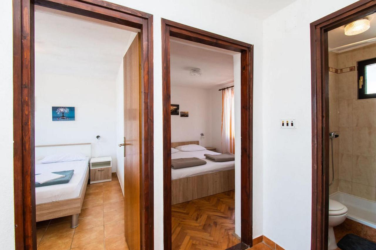 Apartments Crljenko Povljana Kültér fotó