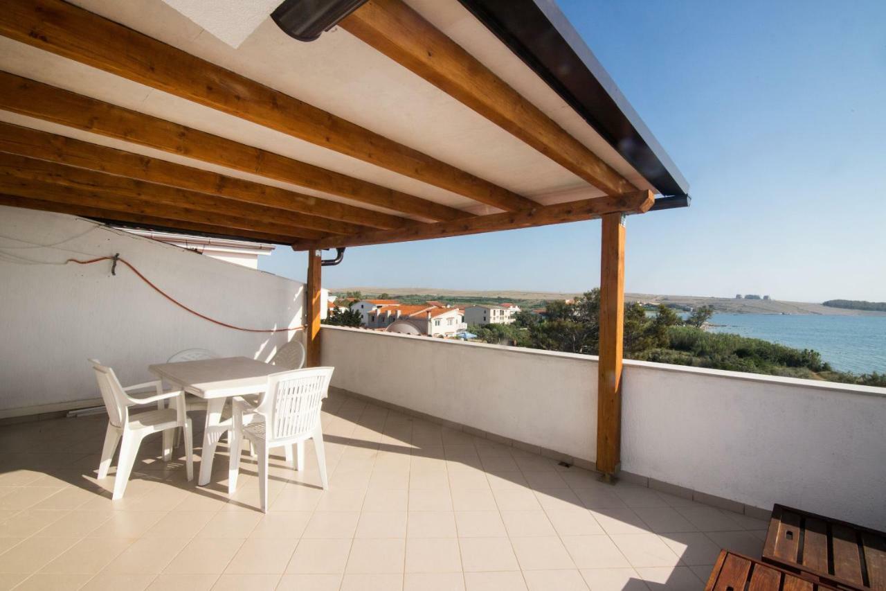 Apartments Crljenko Povljana Kültér fotó